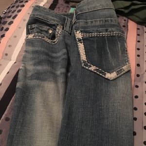 Buckle Jeans